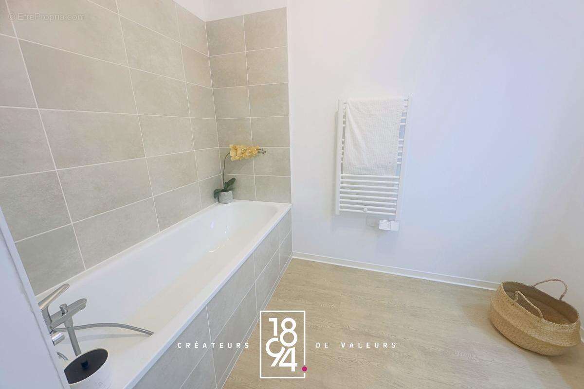 Appartement à NIMES