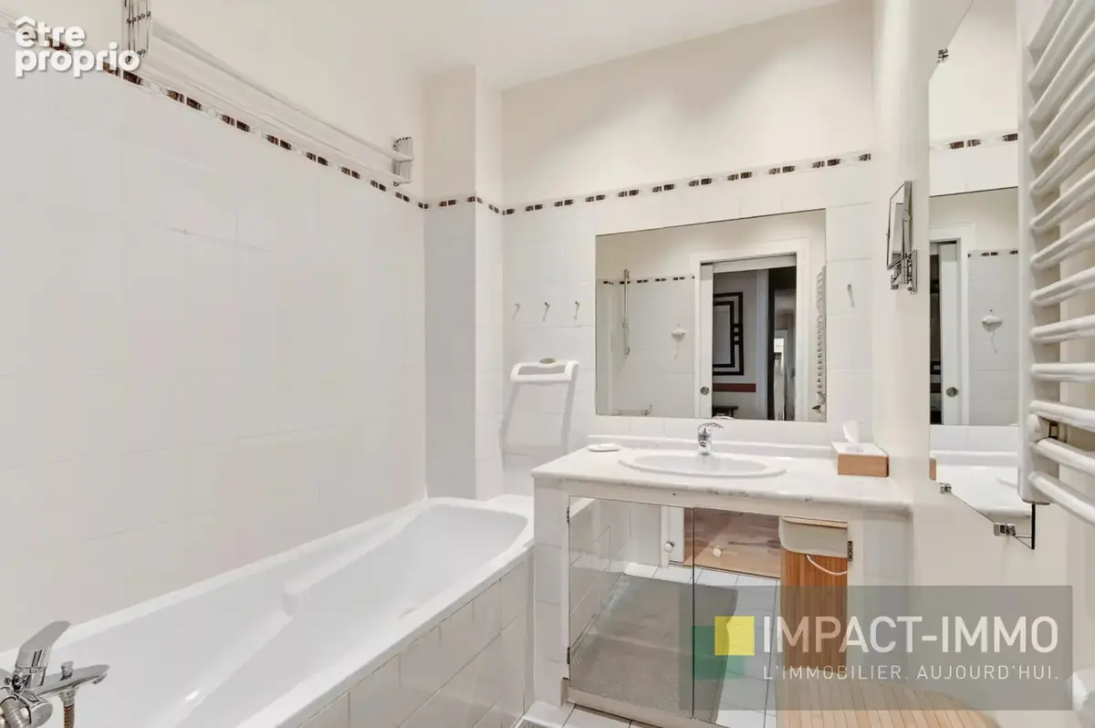 Appartement 3 pièces, vue dégagée, gare Bécon - photo 9