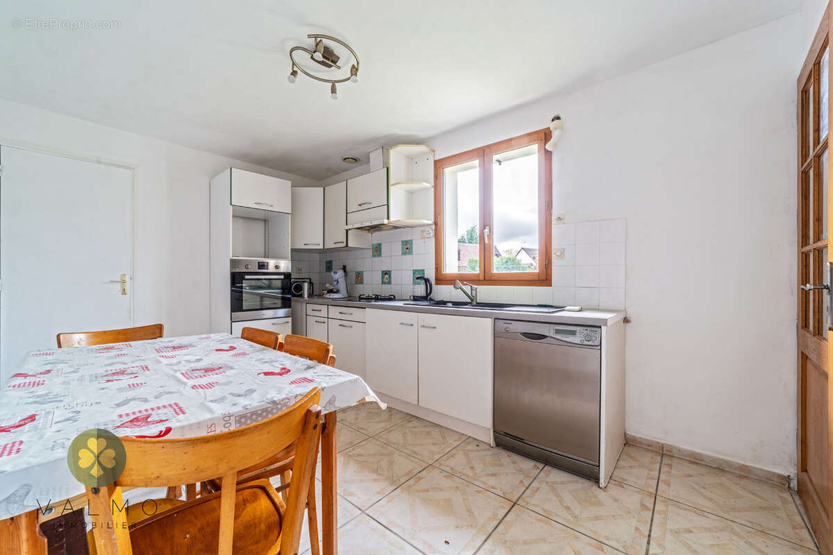 Maison à TACOIGNIERES