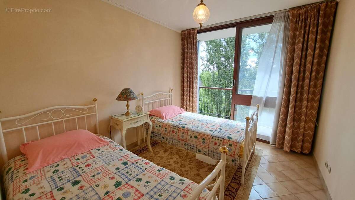 Appartement à FONTENAY-LE-FLEURY