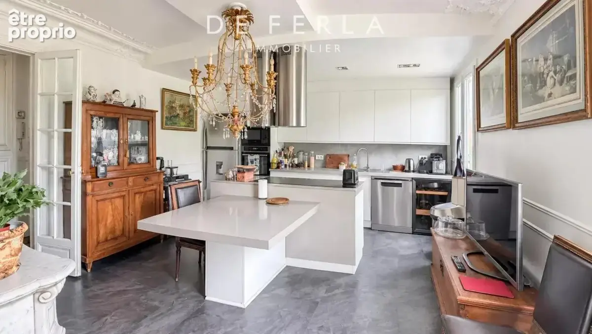 Wagram - Appartement familial avec tout le charme de l’ancien - photo 3