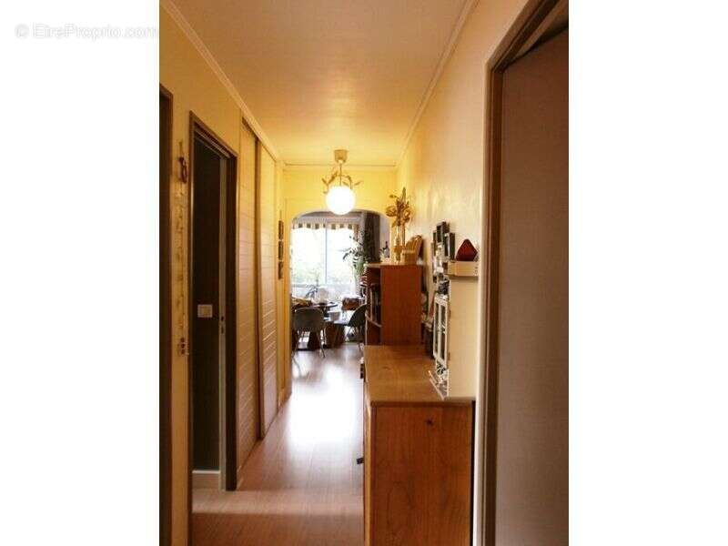 Appartement à LE PERREUX-SUR-MARNE