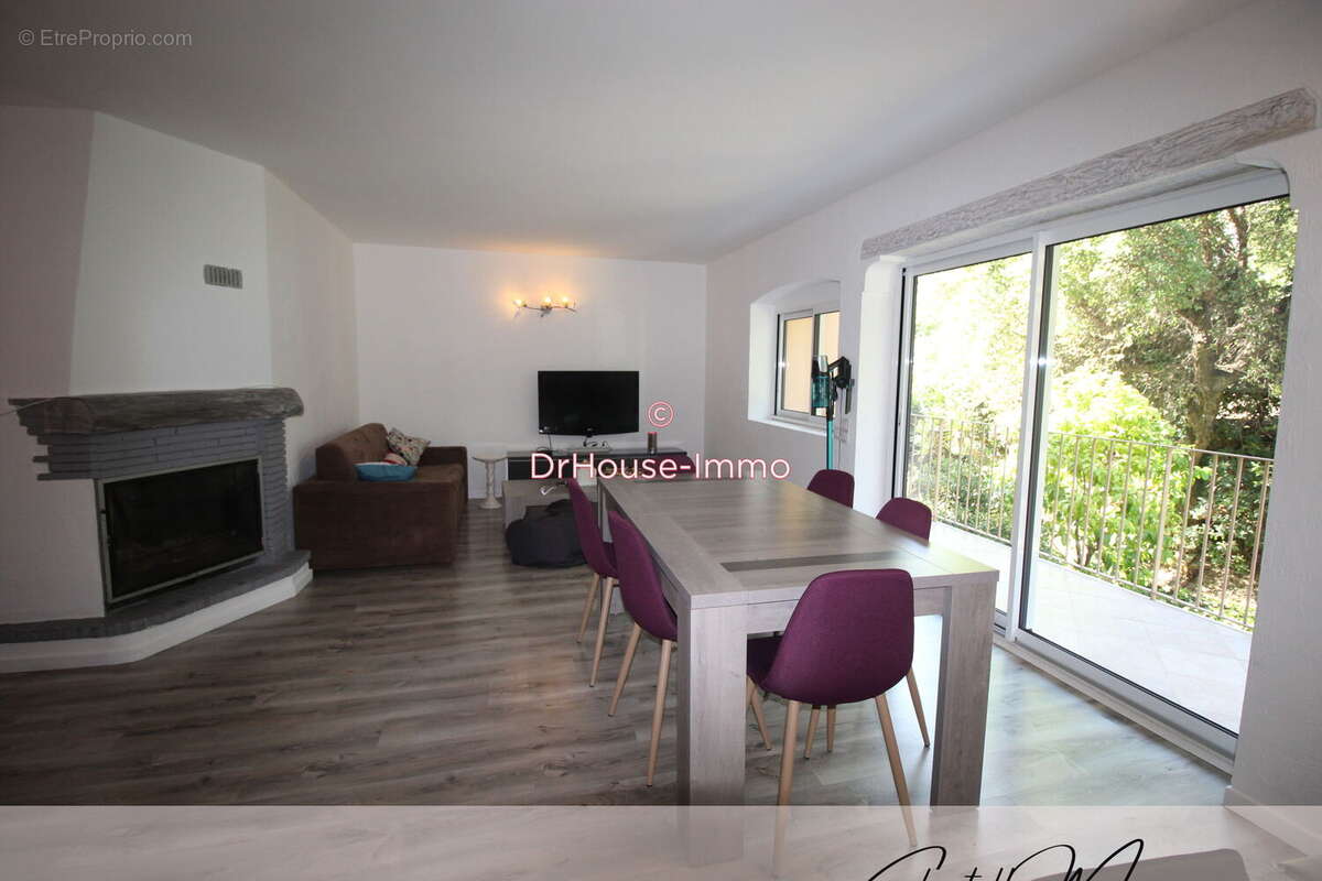 Appartement à LA CROIX-VALMER