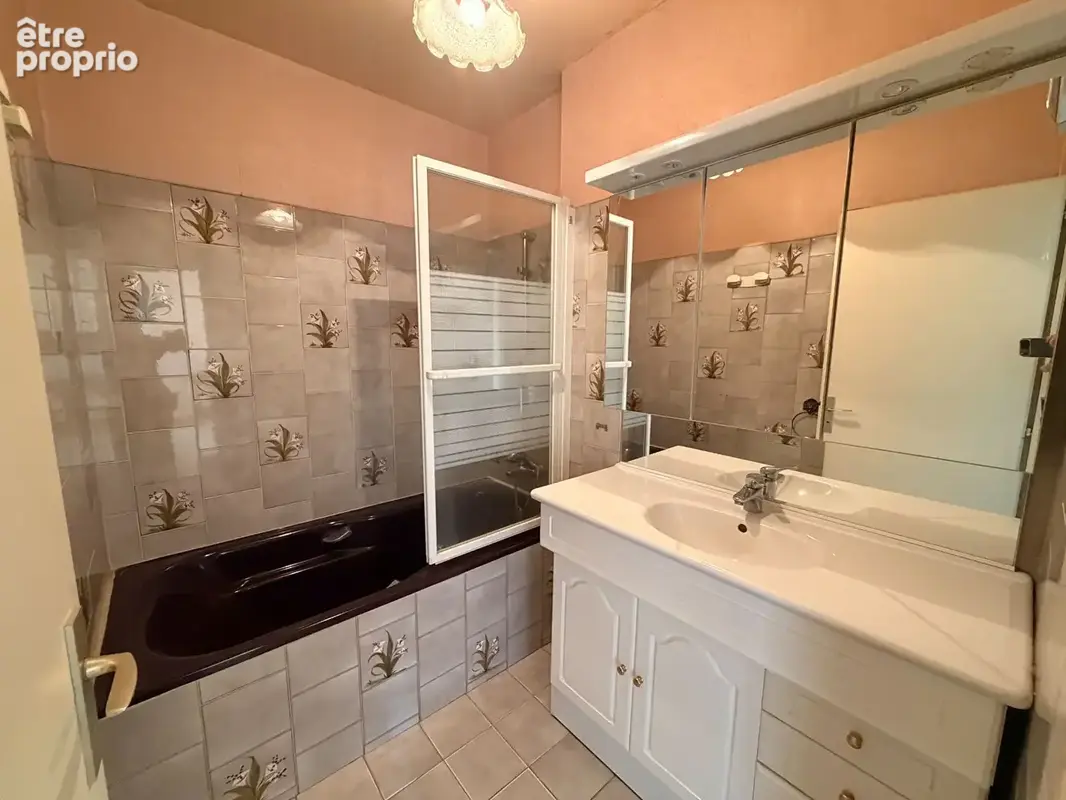 Une maison facile à vivre de plain pied sur un beau terrain clos de 996 m² ! - photo 10