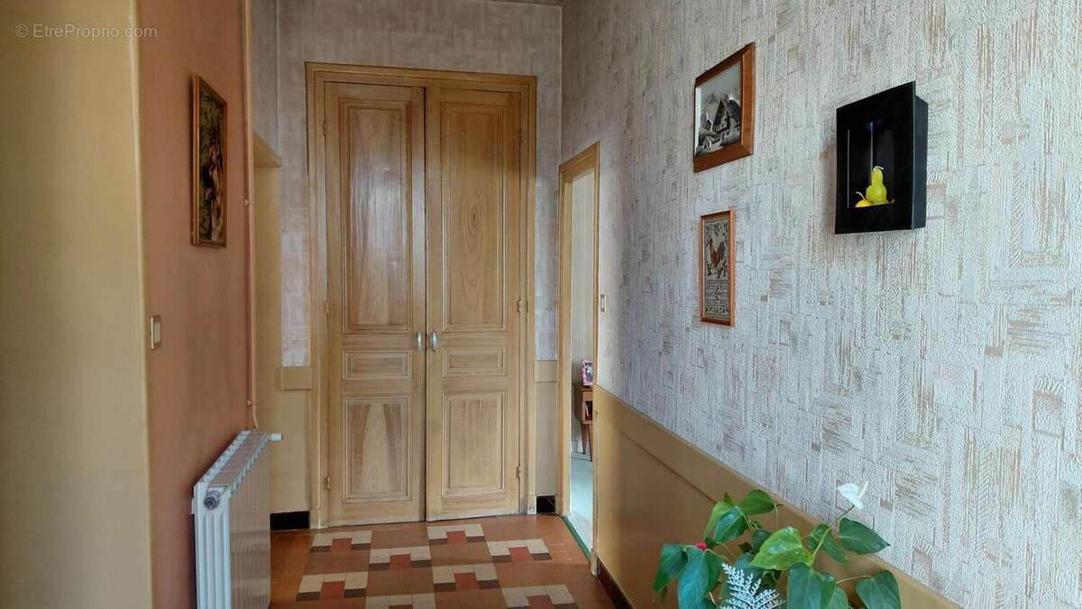 Photo 7 - Maison à POUILLY-SOUS-CHARLIEU