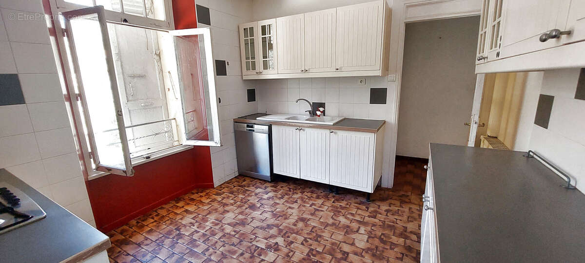 Magnifique propriete de 350 m2 - photo 5
