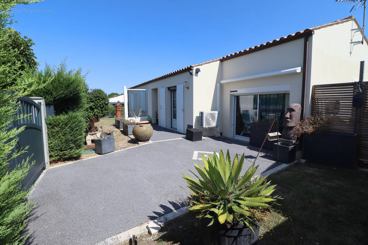 Maison à SEMUSSAC