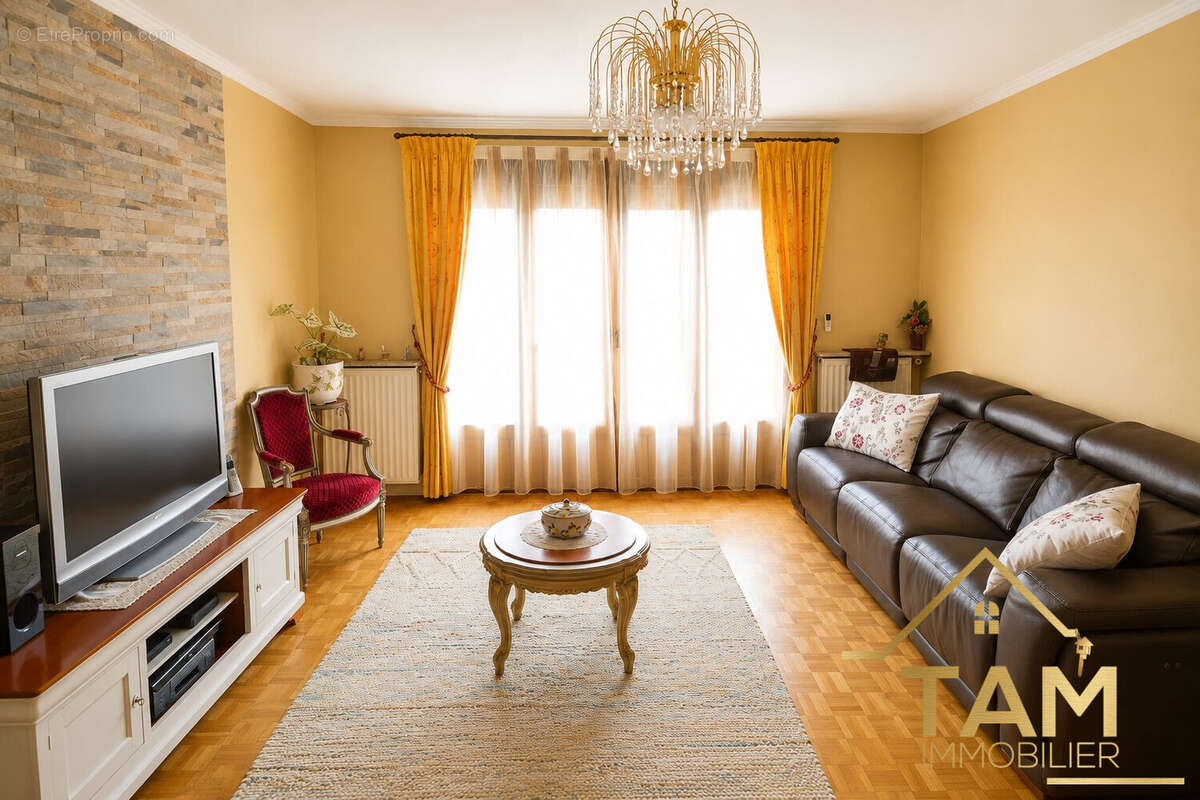 Maison à SAINT-CYR-L'ECOLE