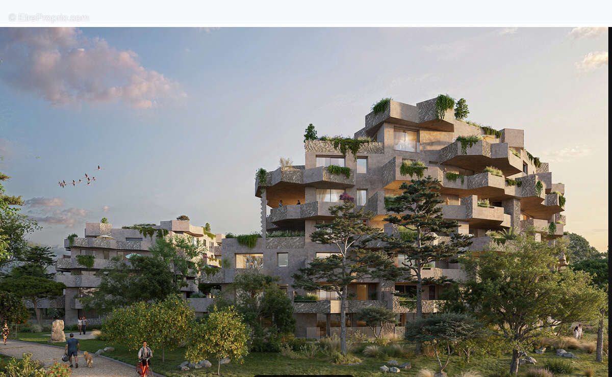 Appartement à LATTES