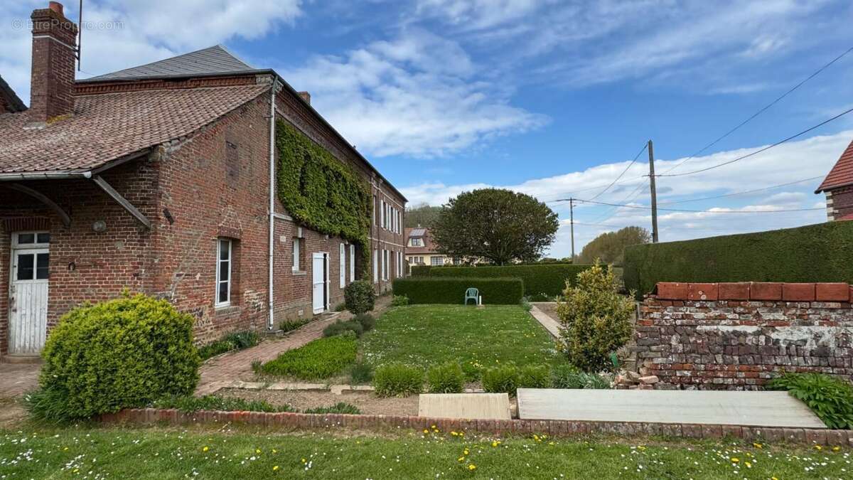 Maison à FRIAUCOURT