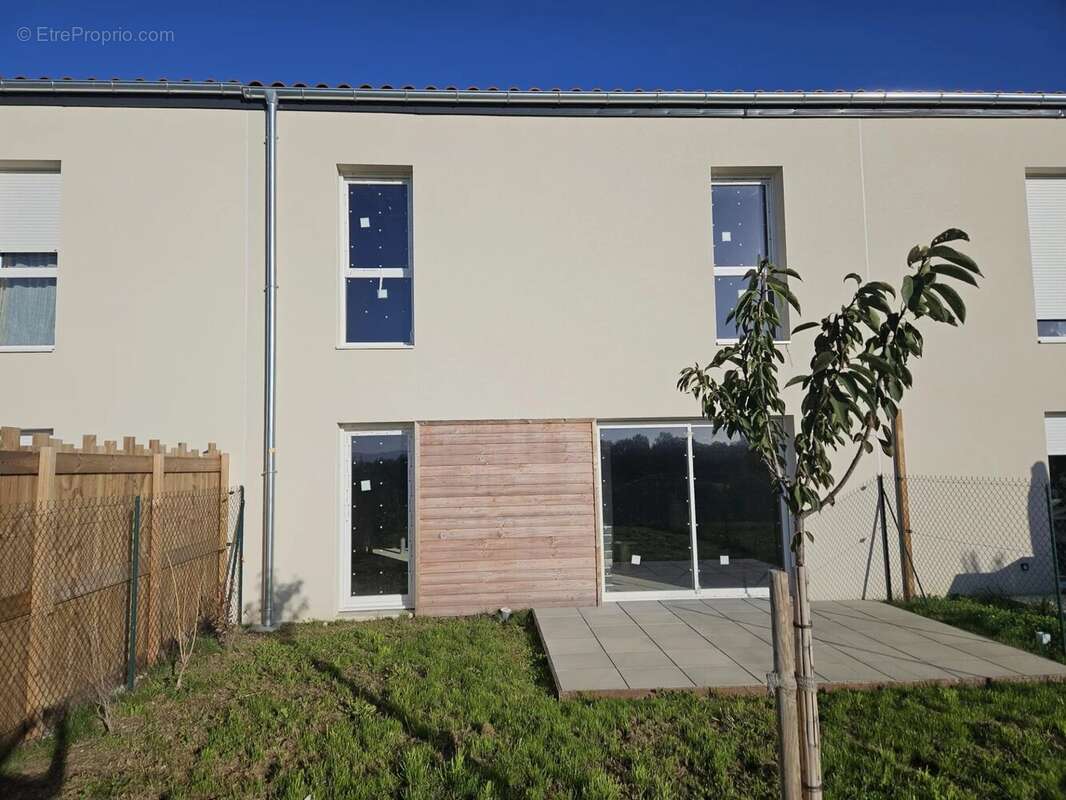 Maison à AMBERIEUX-EN-DOMBES