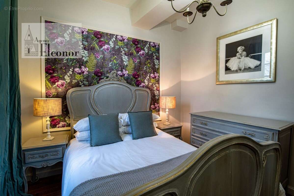 Chambre - Maison à LAUZUN