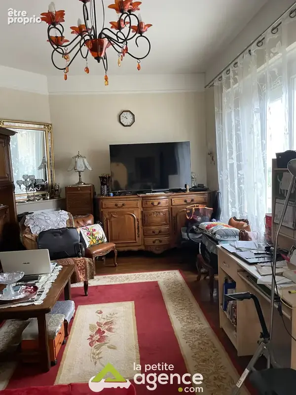 Maison 5 pièces 133 m² à vendre à Charly (18350) - photo 2