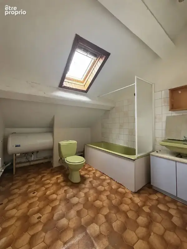 Appartement à rénover - un beau potentiel rue mon désert, nancy - photo 4