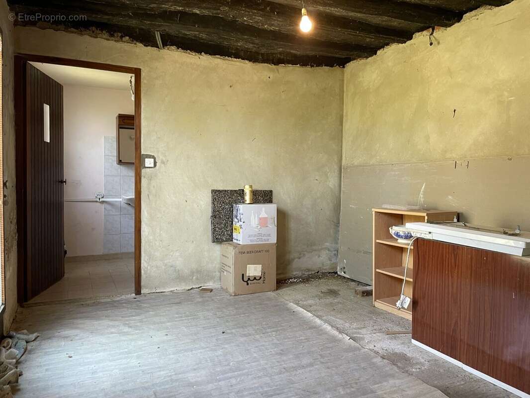 Buanderie - Maison à BONNETABLE