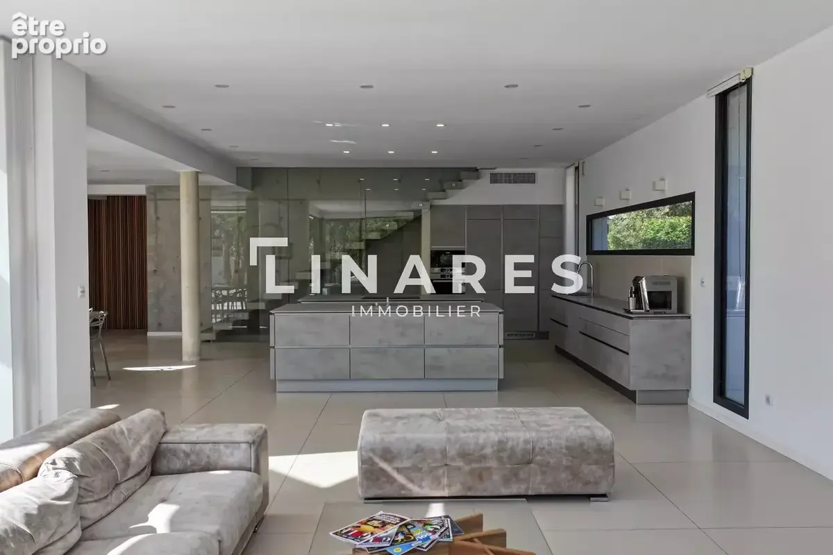 LA PRESTIGIEUSE - Villa T5 de 310m² - Piscines intérieure et extérieure - Salle de sport  - Cuisine d'été - Jardin 990m² - 13420 - photo 7