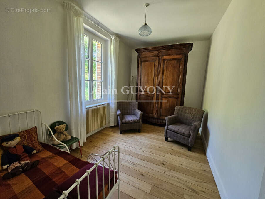 Maison à PONT-L&#039;EVEQUE