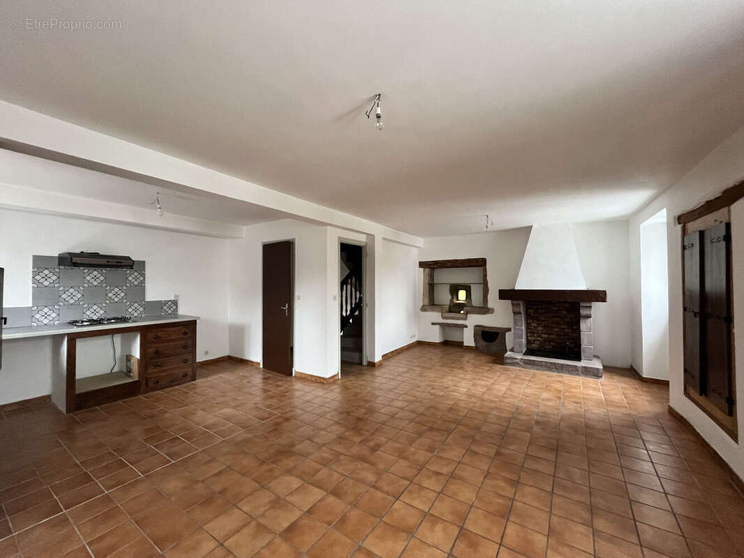 Photo 5 - Maison à SAINT-ETIENNE-DE-BAIGORRY