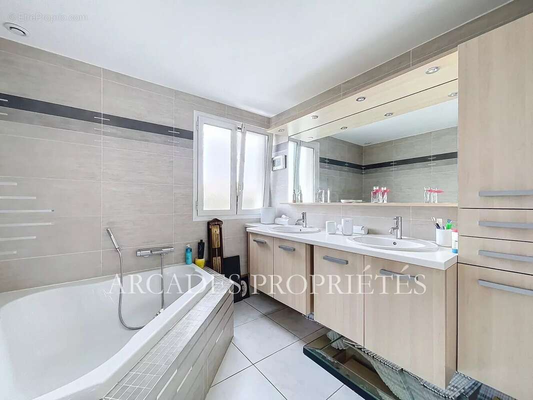 Maison à LE VERDON-SUR-MER