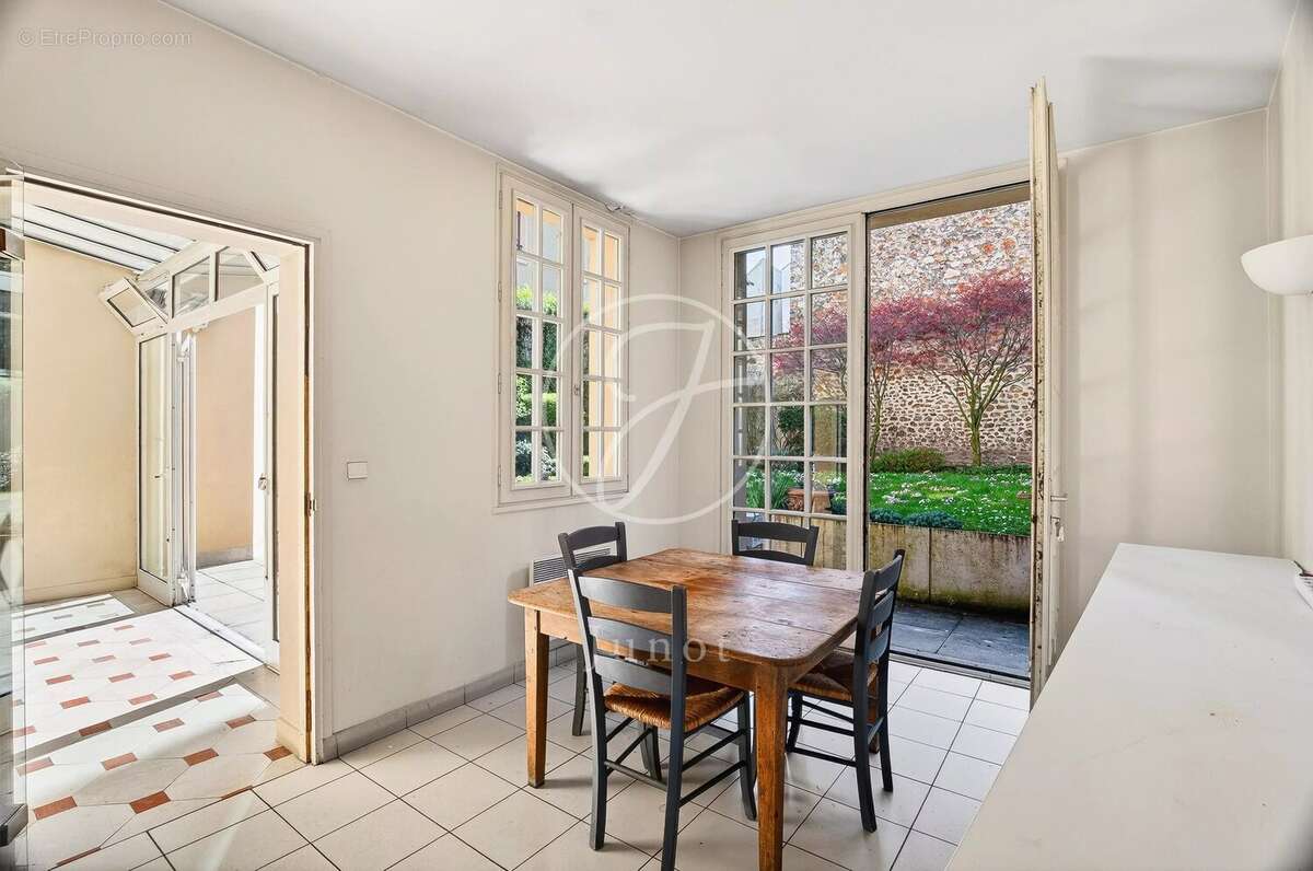 Maison à VERSAILLES