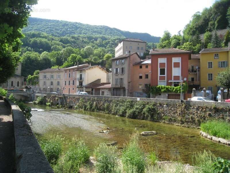 Appartement à SAINT-RAMBERT-EN-BUGEY
