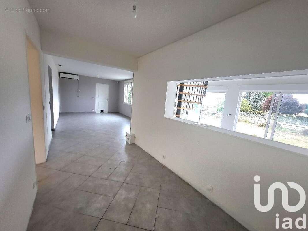 Photo 5 - Maison à MISY-SUR-YONNE