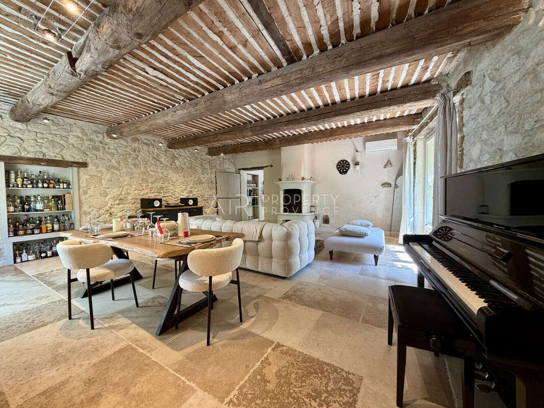 Maison à MERINDOL