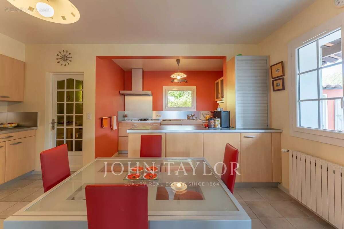 Maison à AIX-EN-PROVENCE