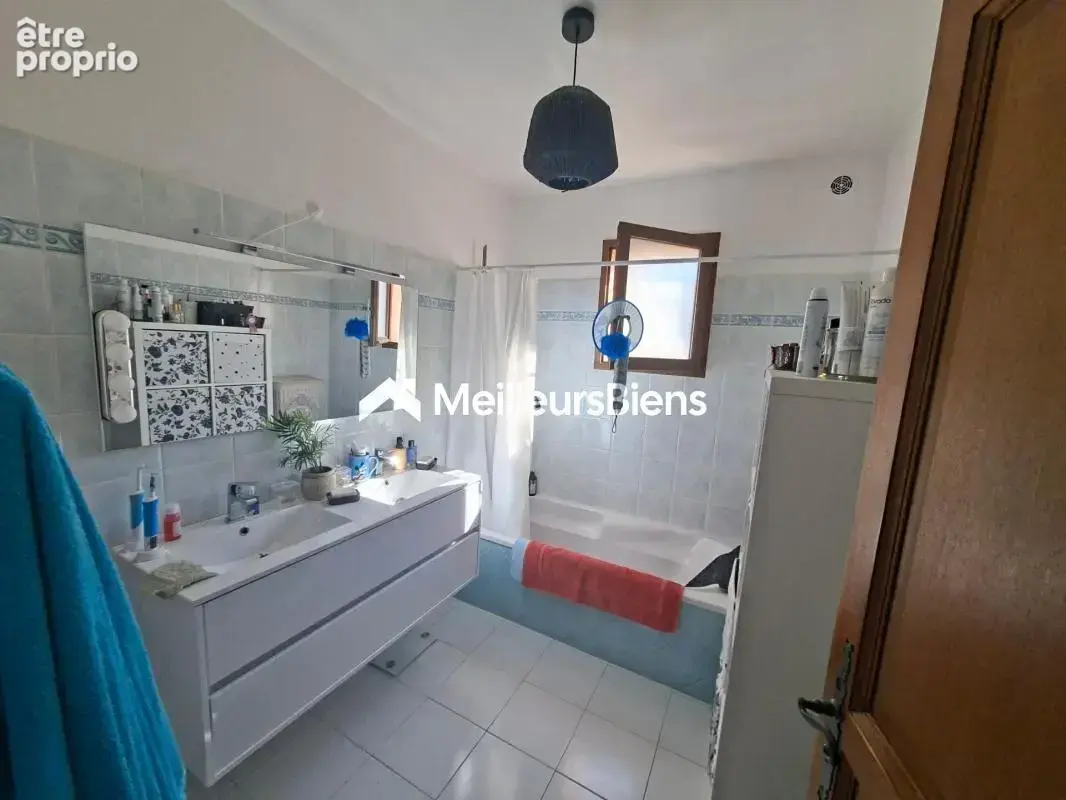 Saint-cyr-sur-mer – villa de plain-pied avec jardin - photo 8