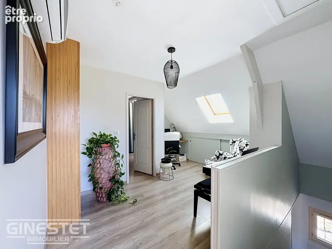 Villy le marechal - jolie maison t5 sur sous-sol avec piscine - photo 12