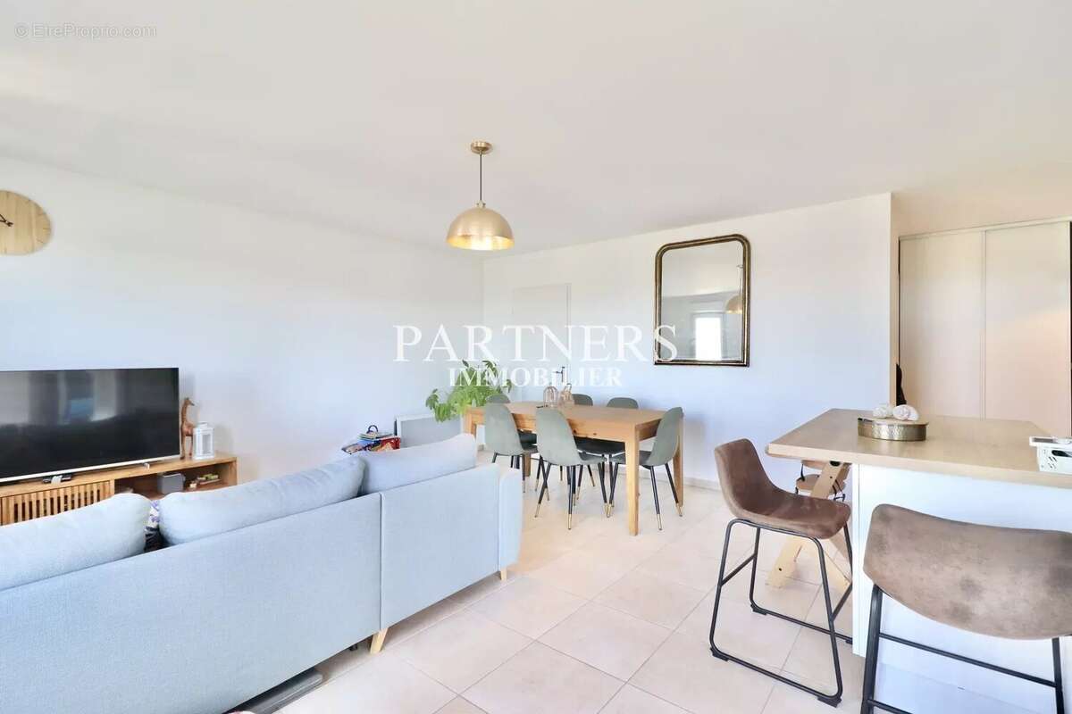 Appartement à MARSEILLE-14E