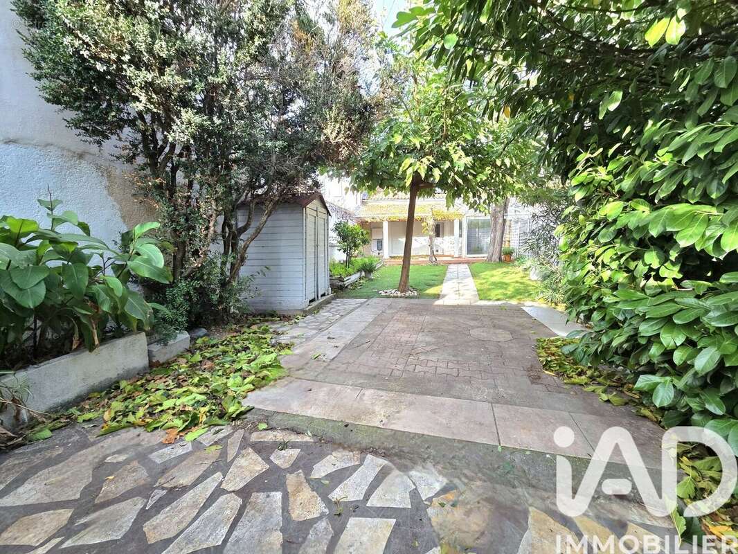 Photo 2 - Maison à ARLES