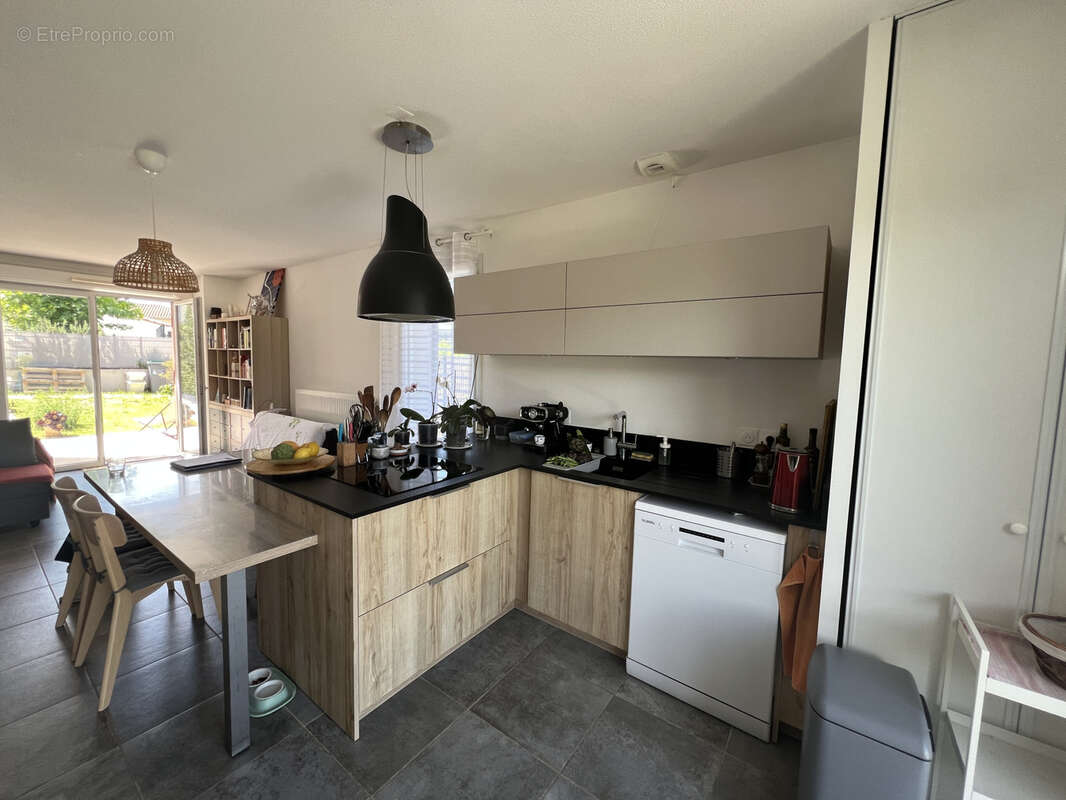 Maison à LE CASTELLET