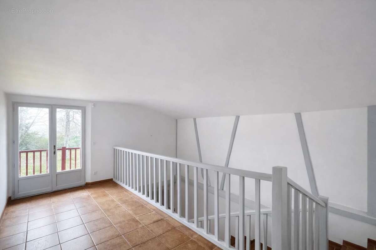 Maison à MOUGUERRE