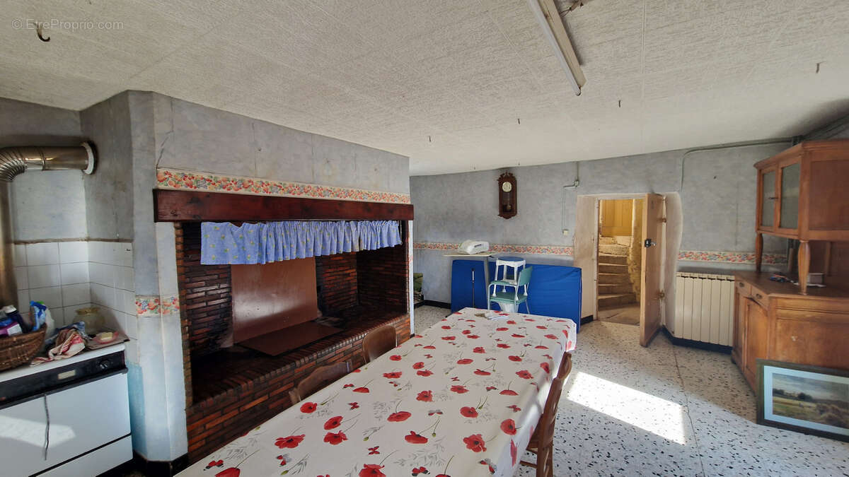 Maison à VIALA-DU-PAS-DE-JAUX