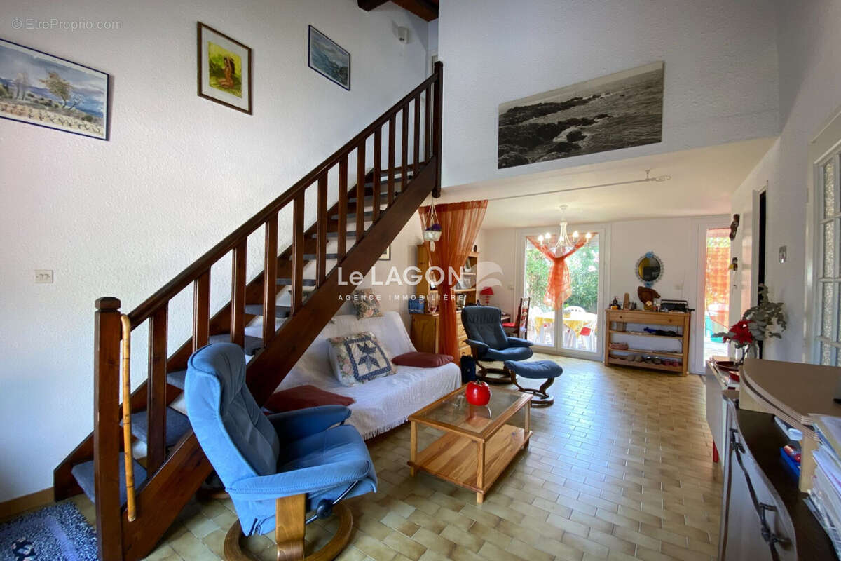 Maison à SAINT-CYPRIEN