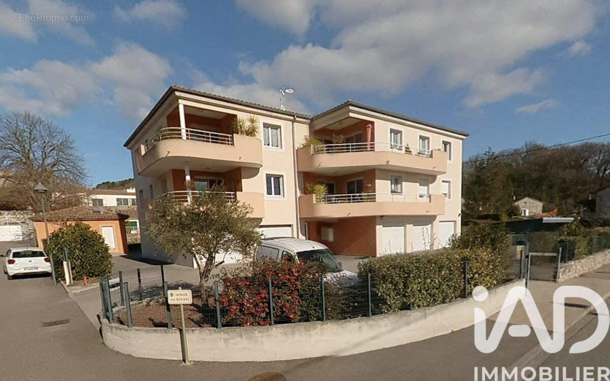 Photo 2 - Appartement à UCEL