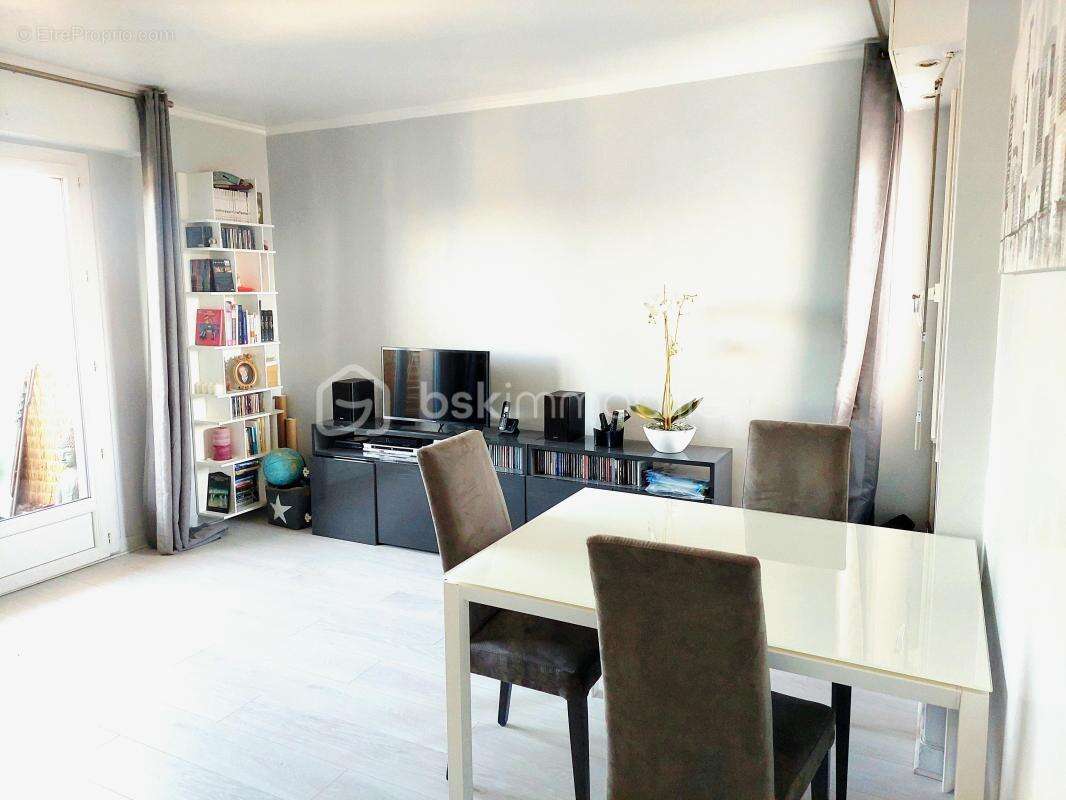 Appartement à RUEIL-MALMAISON