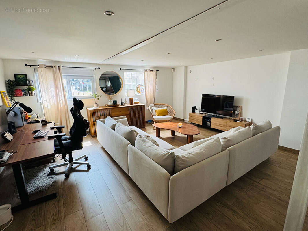 Maison à SARTROUVILLE