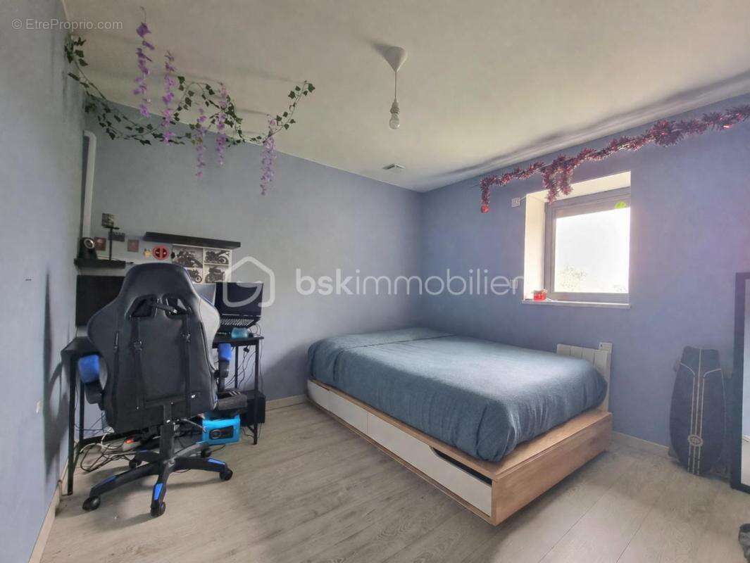 Maison à VERNEUIL-L'ETANG