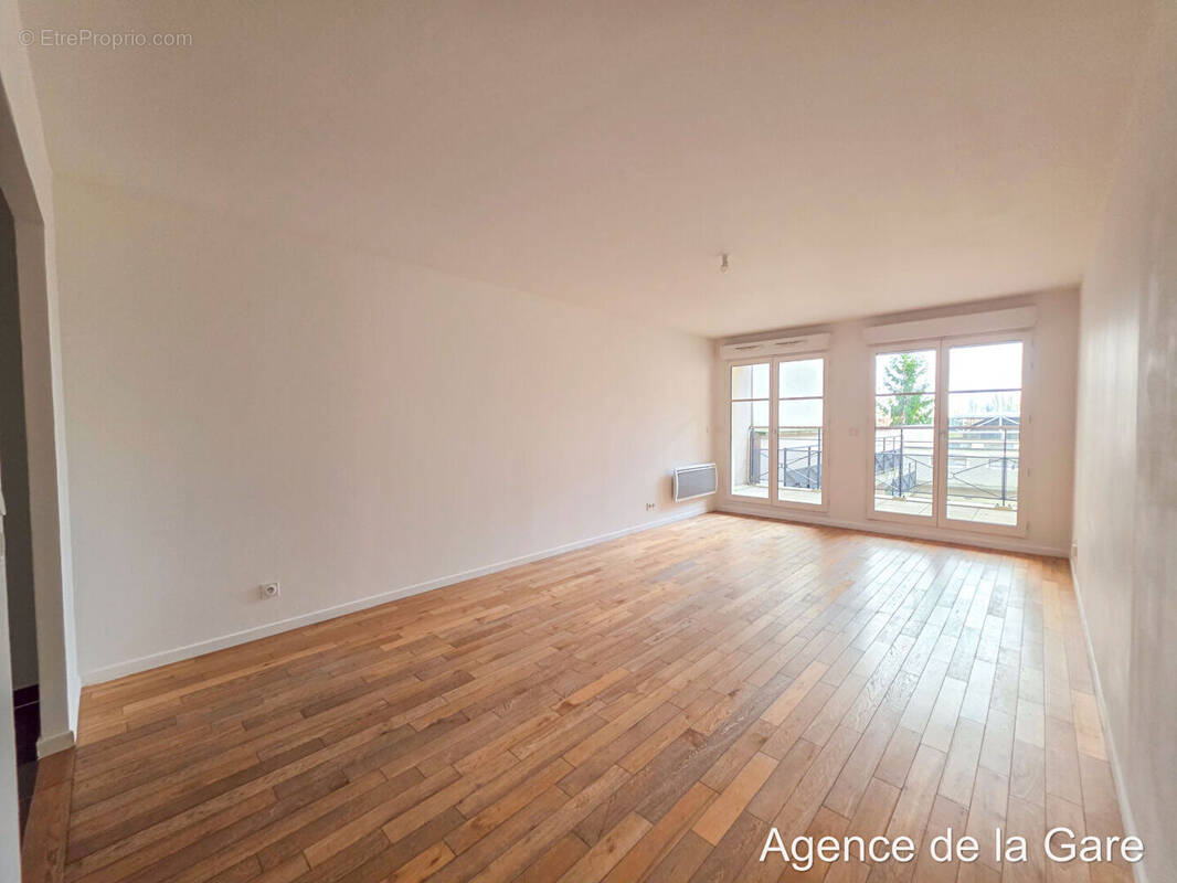 Appartement à MAISONS-LAFFITTE