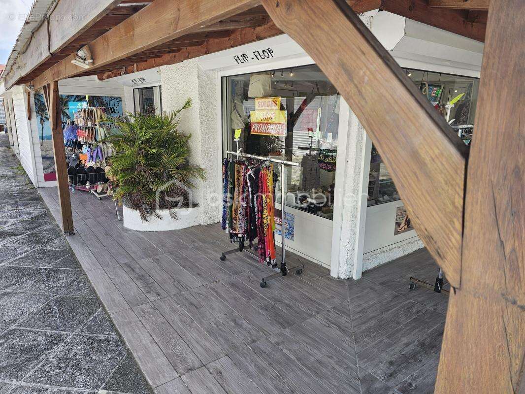 Commerce à SAINT-FRANCOIS