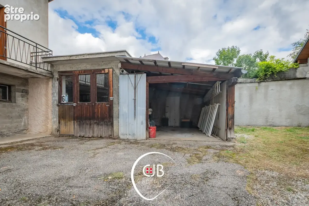 Cruet – Maison de vigneron 105 m² avec 135 m² de dépendances - photo 7