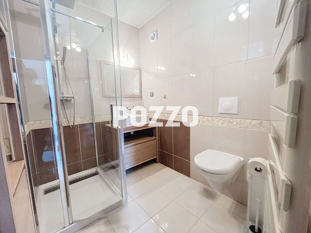 Maison à SAINT-PAIR-SUR-MER