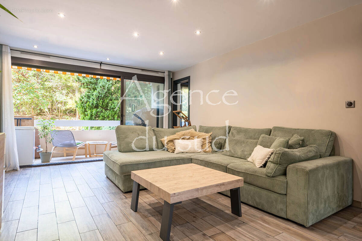 Appartement à MARSEILLE-11E