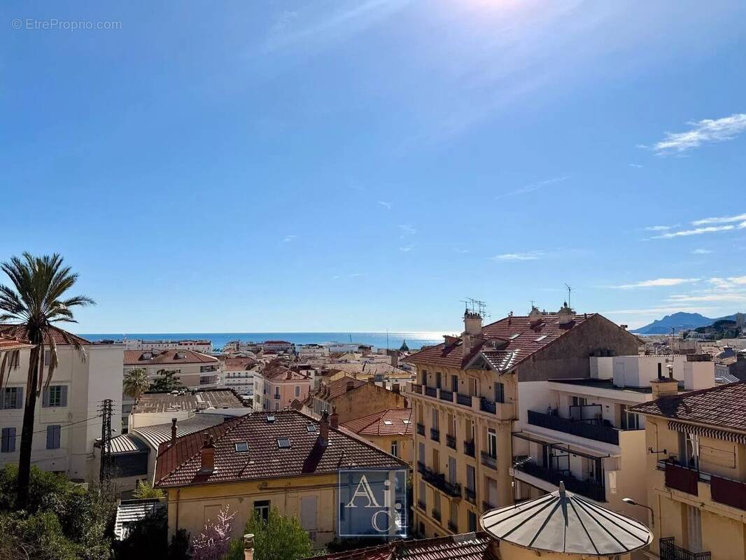 Appartement à CANNES