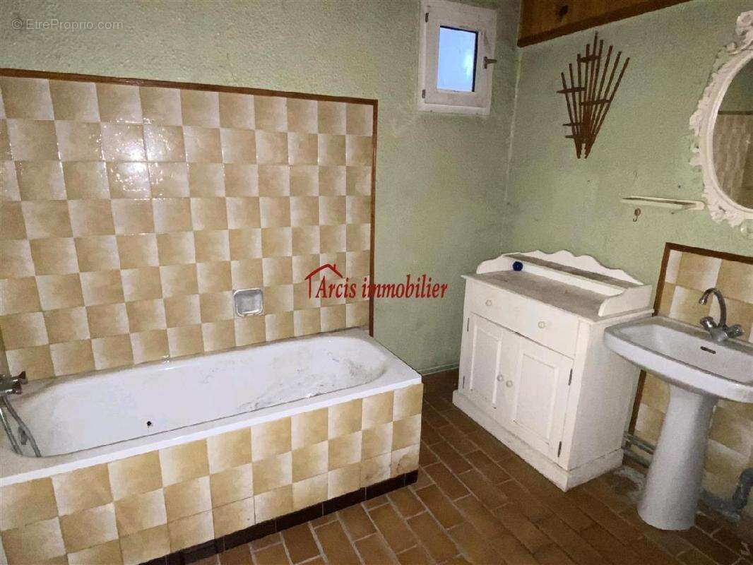 Maison à ARCIS-SUR-AUBE