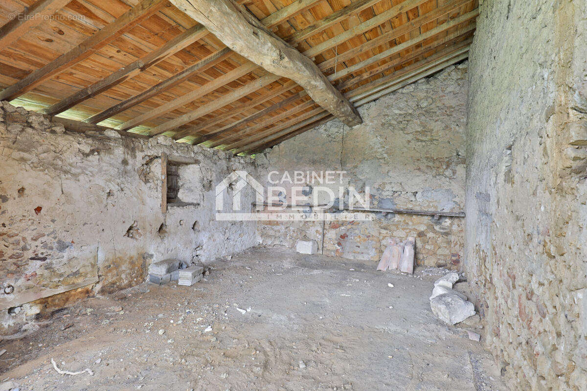 Maison à MONPRIMBLANC