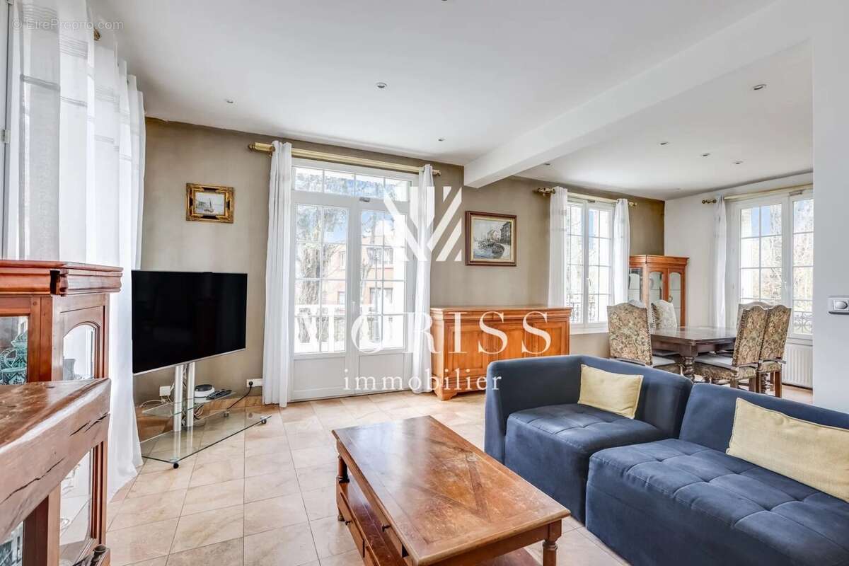 Appartement à BOISSY-SAINT-LEGER