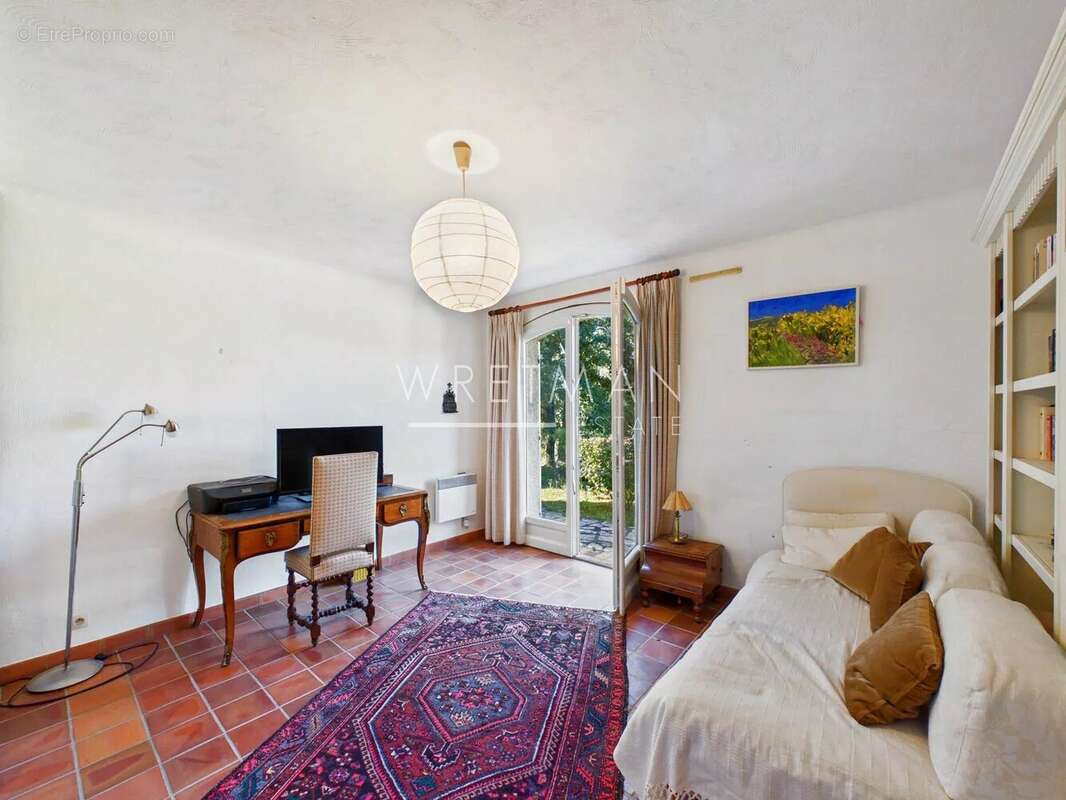 Maison à MONTAUROUX
